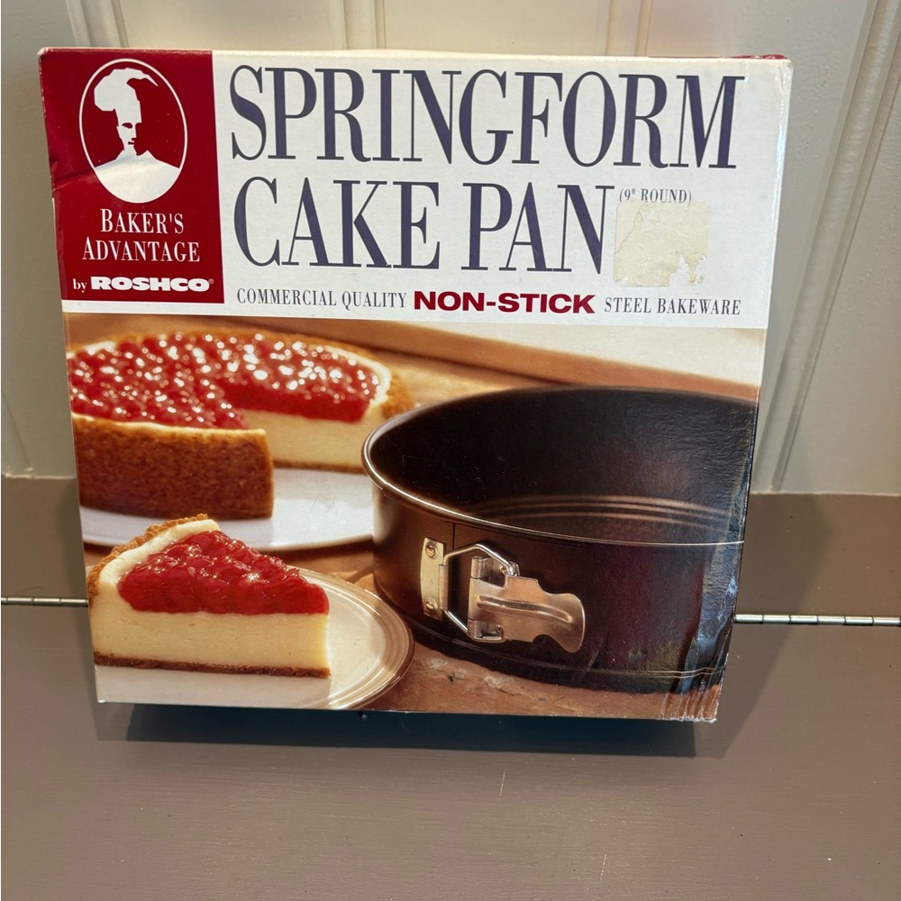 Non-Stick Springform Cake Pan - Black
